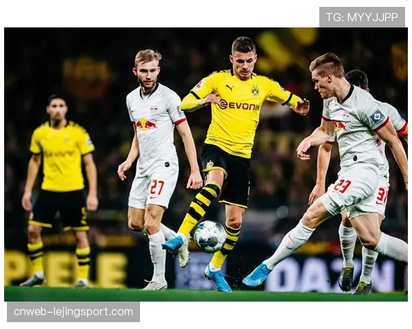 德甲联盟公布2025-26赛季上半程财报，媒体版权收入增长8%。